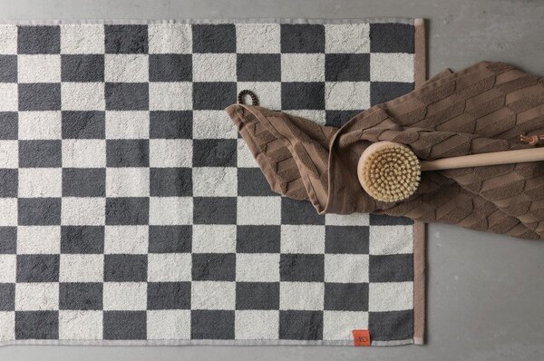 Tappetino per il bagno color antracite/beige in cotone organico per la doccia 50x80 cm Retro – Mette Ditmer Denmark
