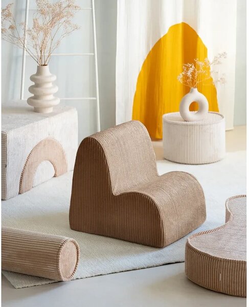 Cuscino per divano da bambini marrone chiaro con rivestimento in velluto a coste Roll – Wigiwama