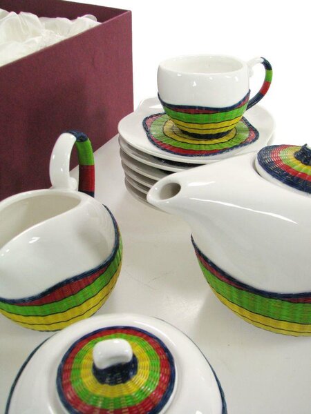 Set Tazze The 9 Pezzi con Teiera e Lattiera in Porcellana Decoro in Bambù Multicolor