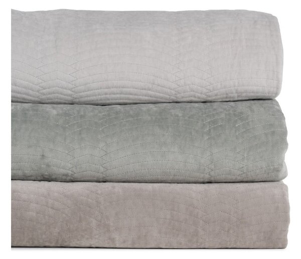 Copriletto color crema in velluto con rivestimento trapuntato 230x260 cm – Ixia