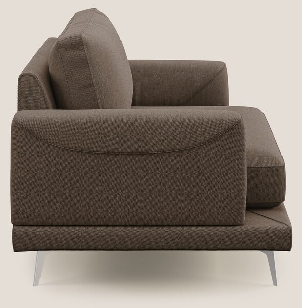 Dorian poltrona moderna in tessuto smacchiabile T05 marrone