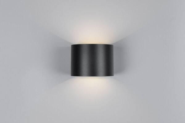 Illuminazione esterna LED con ricarica USB con sensore di movimento da parete (altezza totale 10 cm) Genie – Reality