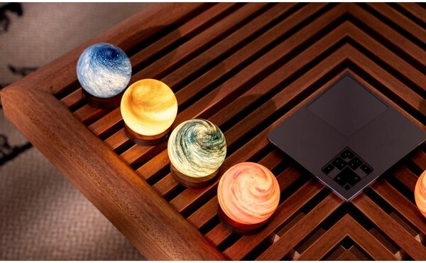 Decorazione luminosa colore naturale scuro con ricarica USB ø 12 cm Galaxy Breeze – Gingko