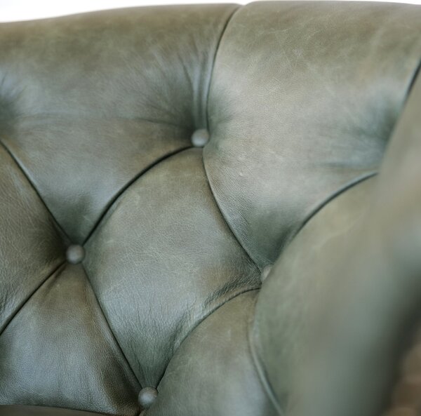 Sedia Chesterfield Diana Pelle Primo Fiore Premium – Eleganza Classica e Comfort Artigianale