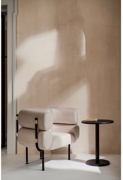 Poltrona beige con rivestimento in lana Ubi – noo.ma