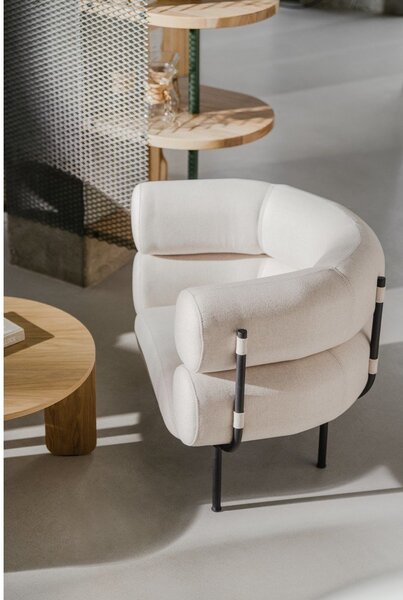 Poltrona beige con rivestimento in lana Ubi – noo.ma
