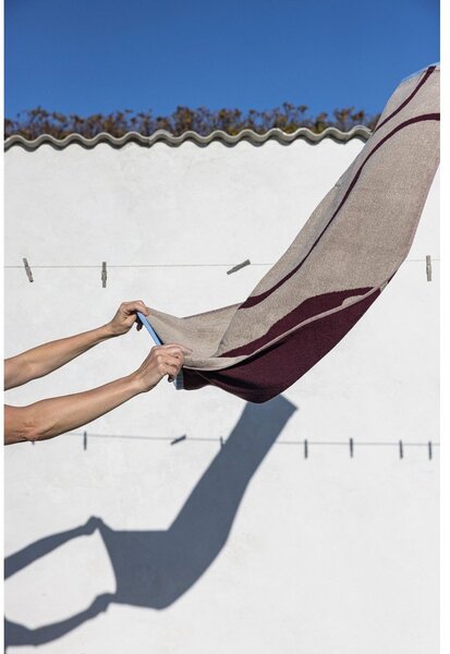 Asciugamano tipo terry burgundy/greige in cotone organico 70x133 cm Nova Arte – Mette Ditmer Denmark