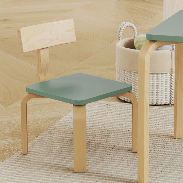 AIYAPLAY Tavolo per bambini con 2 sedie, in legno per disegnare, giocare e studiare, 78x53x53 cm, verde | Aosom Italy