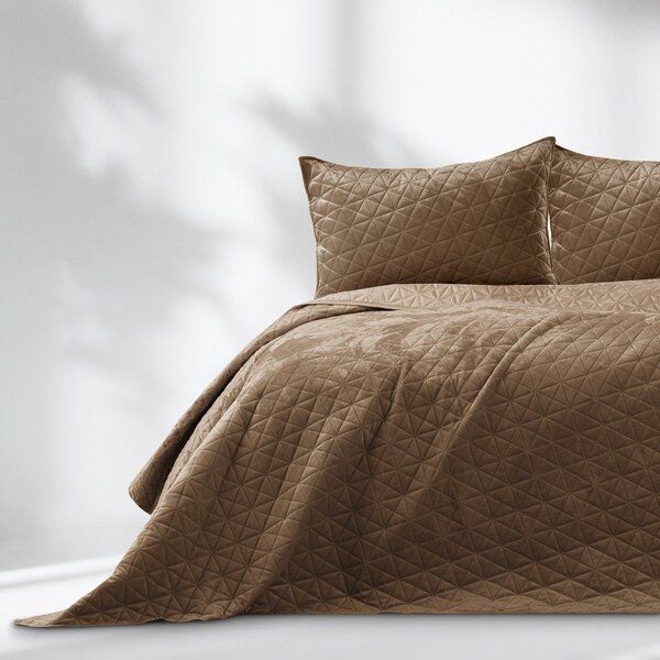 Copriletto trapuntato in velluto marrone chiaro 170x210 cm Laila - AmeliaHome