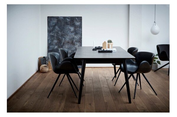 Sedia da pranzo nera in imbottito con braccioli Gaia – DAN-FORM Denmark