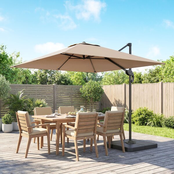 Outsunny Ombrellone a braccio quadrato, base e piastre di zavorra, asta in alluminio, protezione UPF50+, 2,4x2,4m, Kaki | Aosom Italy