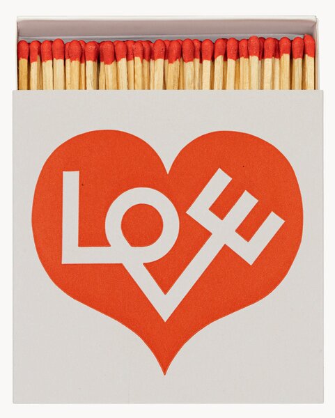 Scatola di fiammiferi di design Love