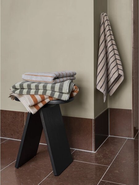 Asciugamano tipo terry verde in cotone organico 70x140 cm Arto – Blomus