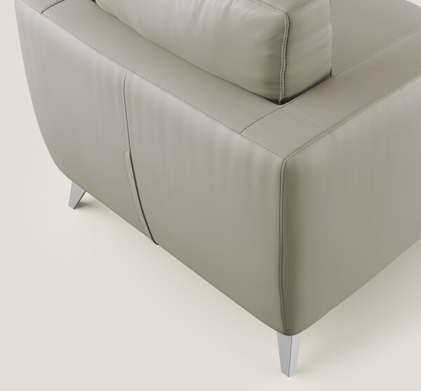 Orione Poltroncina in ecopelle moderna e impermeabile T04 talpa