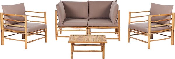 BELIANI Set di divani componibili da giardino con cuscini in bambù color tortora Divano a 2 posti 2 poltrone con tavolino design boho