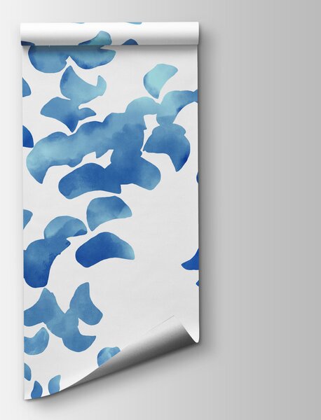 Carta da parati Petali di fiori blu su sfondo bianco, Carta da parati acquerello sul muro, Carta da parati popolare - Tapeko.it