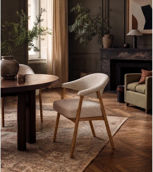 Set di sedie da pranzo color crema in rovere massiccio con braccioli 2 pz Elk – Unique Furniture