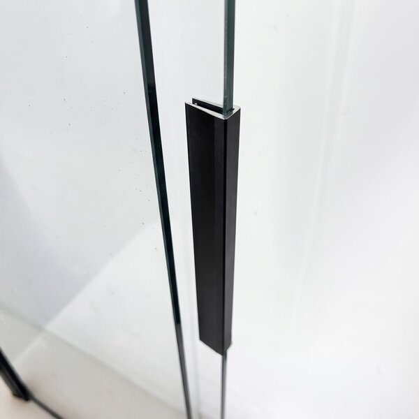 Paravento vasca scorrevole REA Dario Black 80
