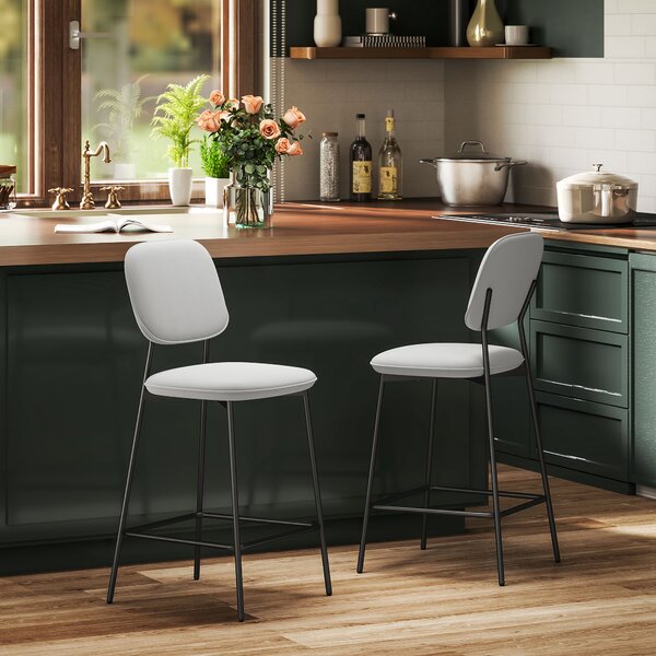 HOMCOM Set da 2 sgabelli da bar con poggiapiedi, rivestimento in velluto e gambe in acciaio per sala da pranzo, 45x49x102 cm, Grigio chiaro | Aosom Italy