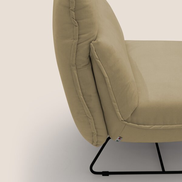 Tessa Poltroncina dal design moderno in morbida microfibra smacchiabil