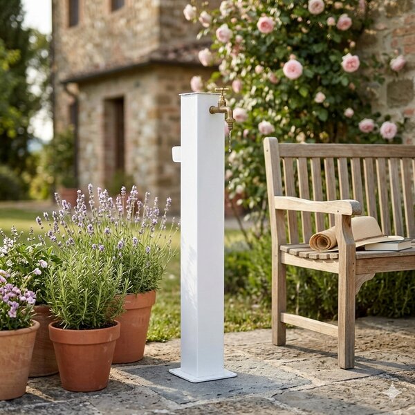 Fontana da Giardino Design a Colonna Quadrata 20x20x97 cm con Rubinetto in Ottone Struttura in Acciaio Bianco