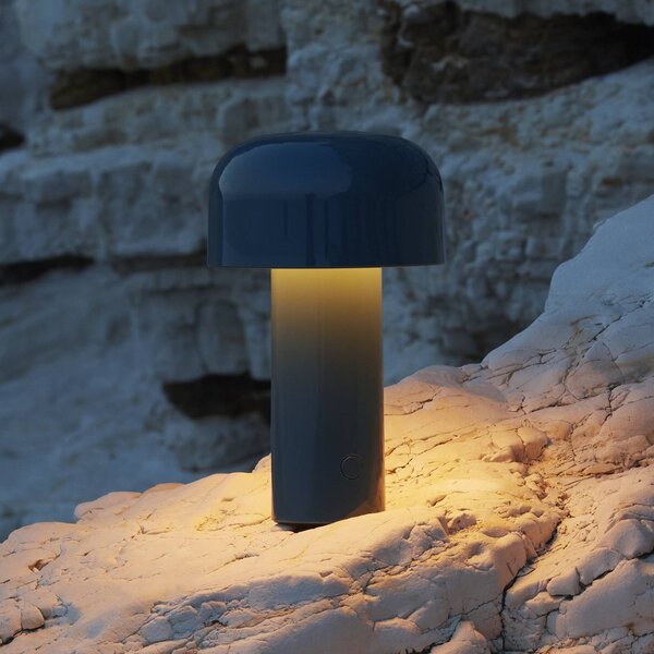 FLOS Lampada LED da tavolo a batteria Flos Bellhop, blu, 21 cm, dimmerabile, IP54 dimmerabile, Blu, Soggiorno / Sala da pranzo, Plastica, Design