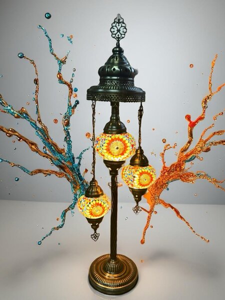 Autentica lampada da tavolo turca realizzata a mano con 3 sfere di vetro colorato a mosaico: illuminazione orientale per un ambiente accogliente