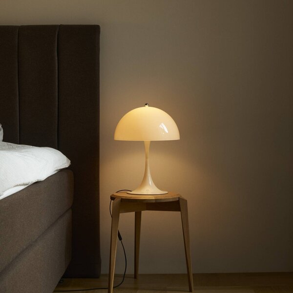 Louis Poulsen Lampada da tavolo Panthella 320, Crema / Ambra, Soggiorno / Sala da pranzo, Plastica, Moderno, Lampada da tavolo