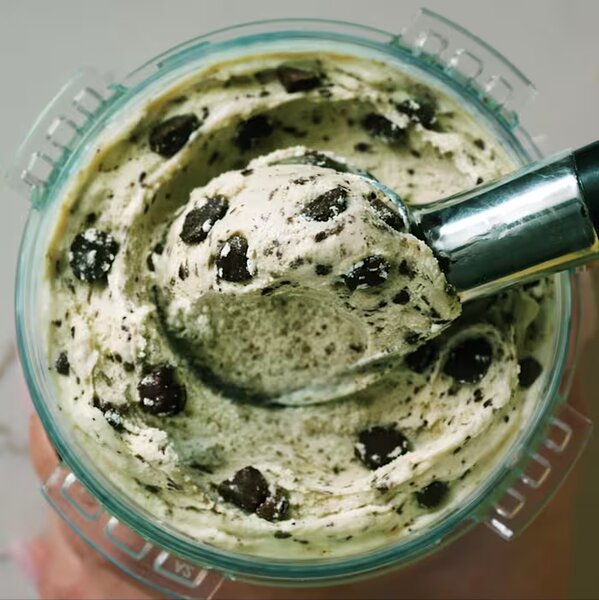 Ninja Macchina per Gelato Gelatiera 13 in 1 Capacit 0.47 Litri Potenza 800 Watt colore Grigio - NC701EU CREAMi Scoop & Swirl