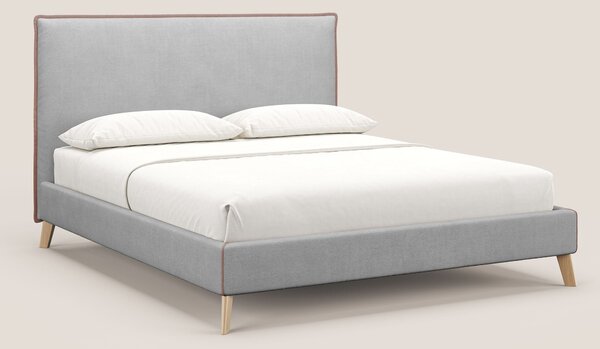 Leila letto imbottito con piedini legno in tessuto smacchiabile T17 gr