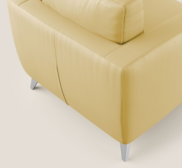 Orione Poltroncina in ecopelle moderna e impermeabile T04 giallo