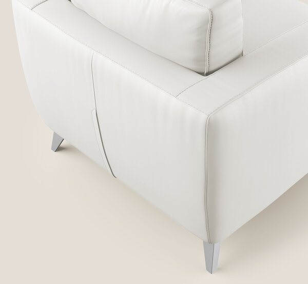 Orione Poltroncina in ecopelle moderna e impermeabile T04 bianco