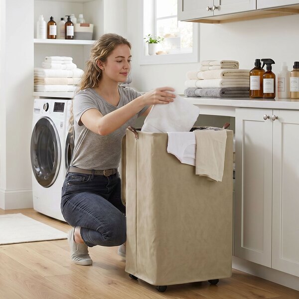 HOMCOM Cesto per Biancheria con Coperchio e Ruote 50 L, Cesta Pieghevole con Sacca a Coulisse Removibile, 40x30x65 cm, Cammello | Aosom Italy