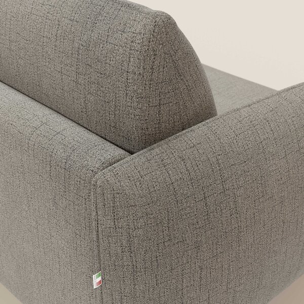 Ninfea divano letto Design Morbido con Piedini alti in Metallo e Mater