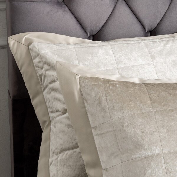 Federe per cuscino in set in velluto 2 pz 50x75 cm Crushed Velvet – Catherine Lansfield