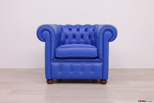 Piccola poltrona Chesterfield in Pelle Blu Cobalto