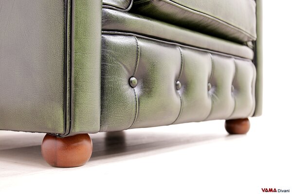 Poltrona Chesterfield Artigianale Pelle Verde Inglese