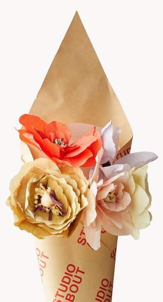 Bouquet di fiori artificiali fatto a mano Spring