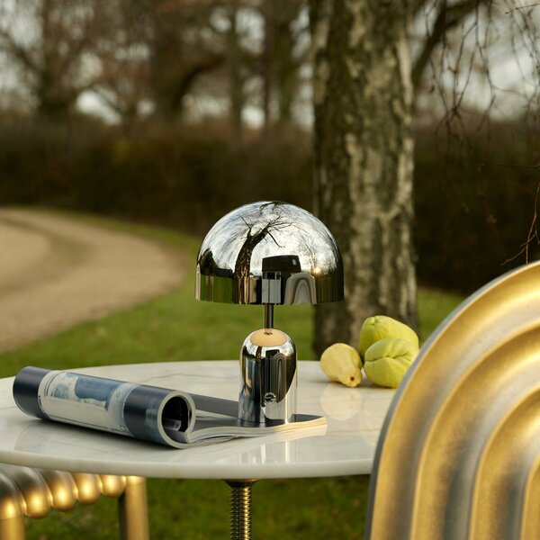 Tom Dixon Lampada da tavolo a batteria BELL PORTABLE, argento, 28 cm IP44 dimmerabile, Cromo / Argento, Soggiorno / Sala da pranzo, Plastica, Design