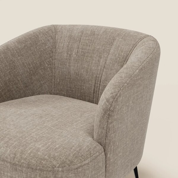 Renoa Poltroncina dall'eleganza moderna in tessuto smacchiabile T24 ma