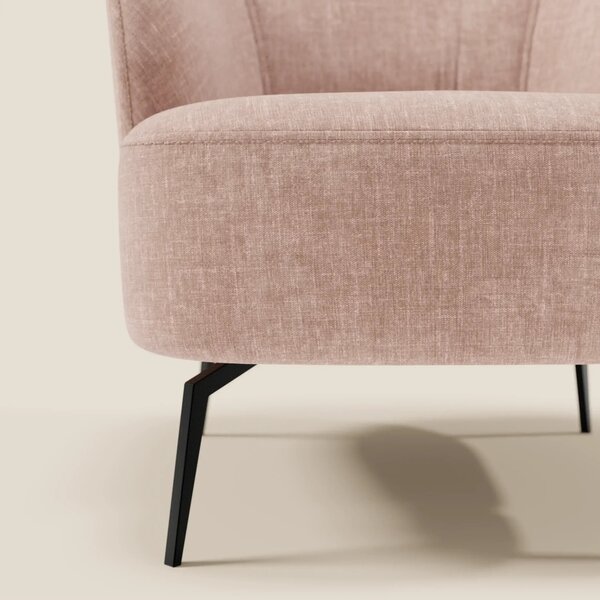Renoa Poltroncina dall'eleganza moderna in tessuto smacchiabile T24 ro