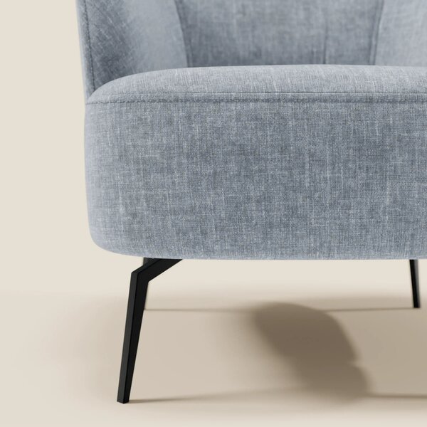 Renoa Poltroncina dall'eleganza moderna in tessuto smacchiabile T24 ca