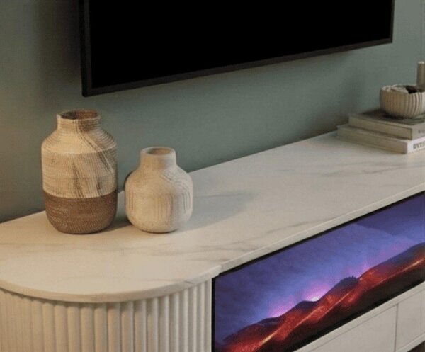 Mobile TV a basso con camino elettrico, finitura dorata, design moderno ed elegante, con cassetti