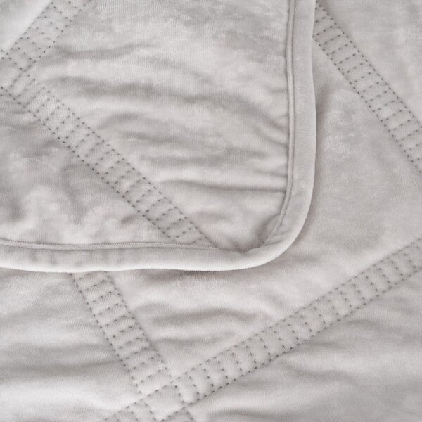 Copriletto color crema in velluto con rivestimento trapuntato 230x260 cm – Ixia