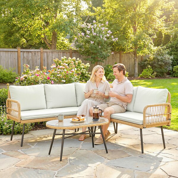 Set 4 Pezzi Salotto da Giardino con 2 Divani 2 Posti Angolari e Tavolino da Caffè in Acciaio e Rattan Legno e Crema