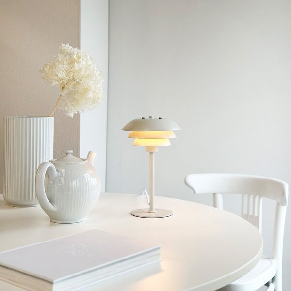 Lampade da tavolo Dyberg Larsen, SIXTEEN, Bianco, Soggiorno, Metallo, Scandinavo