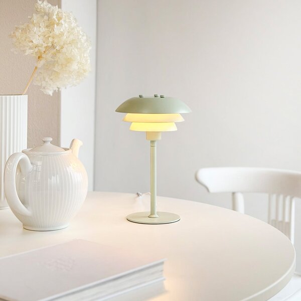 Lampade da tavolo Dyberg Larsen, SIXTEEN, Verde, Soggiorno, Metallo, Scandinavo