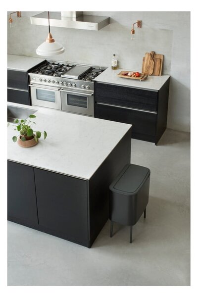 Cestino per la spazzatura in acciaio in nero opaco touch 36 l Bo Touch Bin – Brabantia