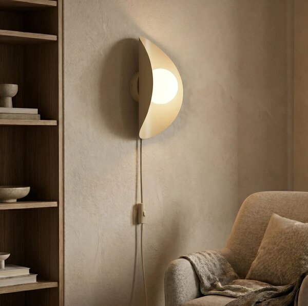 Applique da Parete FIERO XL WL1 G9 con Presa Elettrica e Interruttore