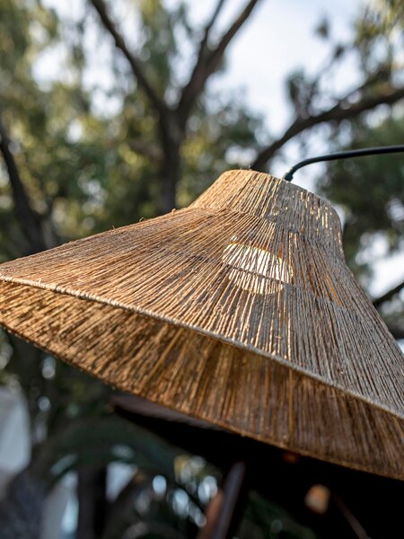 Lampada da terra a LED con luce regolabile fatta a mano con telecomando Niza